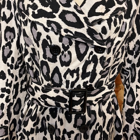 Silk Gray and Black Leopard Print Jacket by A. Giannetti / Size Large - Picture 2 of 10